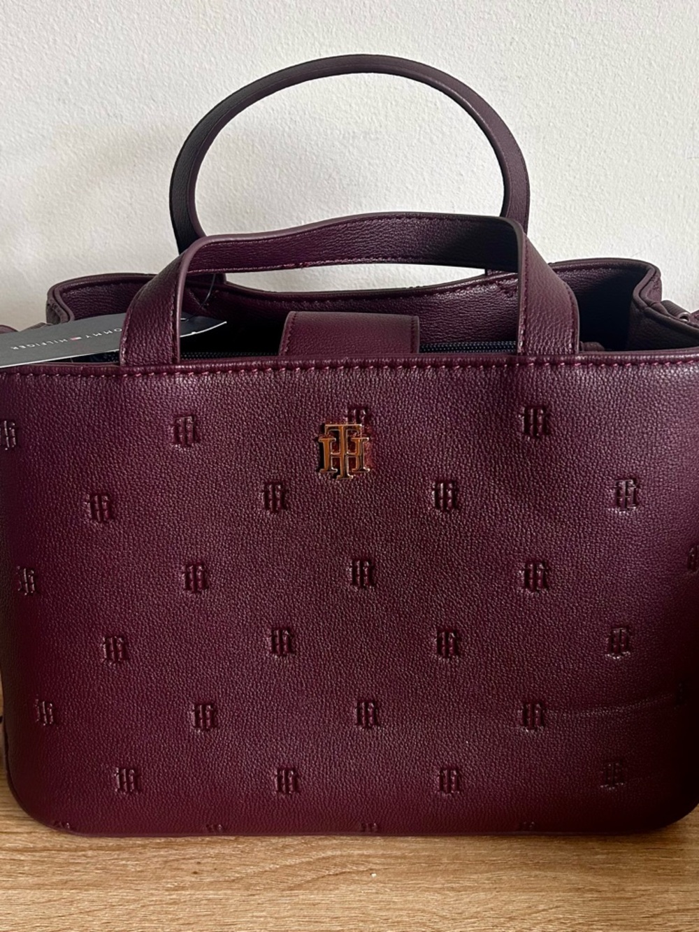 Tommy Hilfiger Burgundy Pebbled Leather Satchel Bag NWT Crossbody